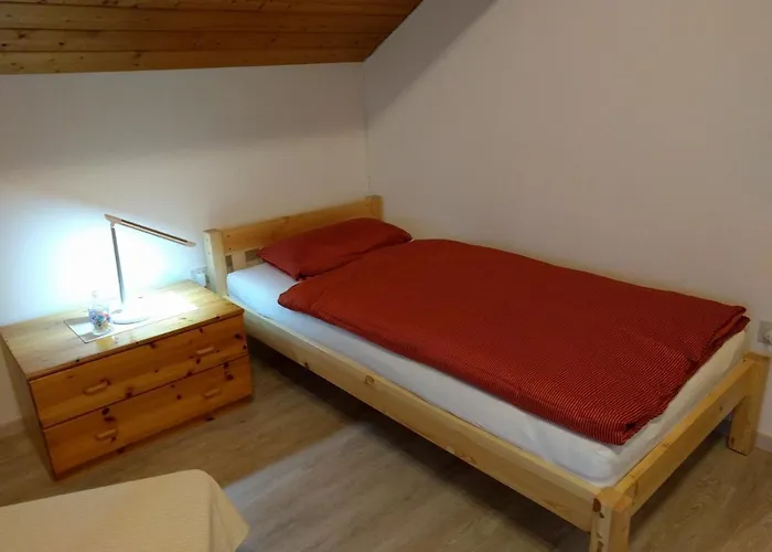 Appartamento Komfortabel Wohnen Am Waldrand Von Pitzling