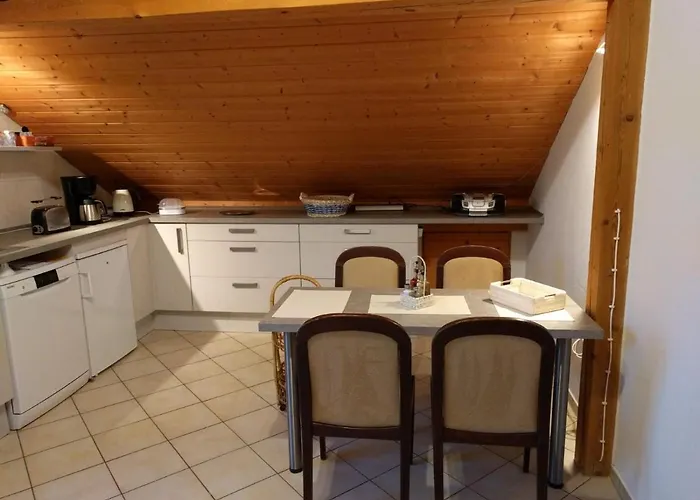 Apartmán Komfortabel Wohnen Am Waldrand Von Pitzling